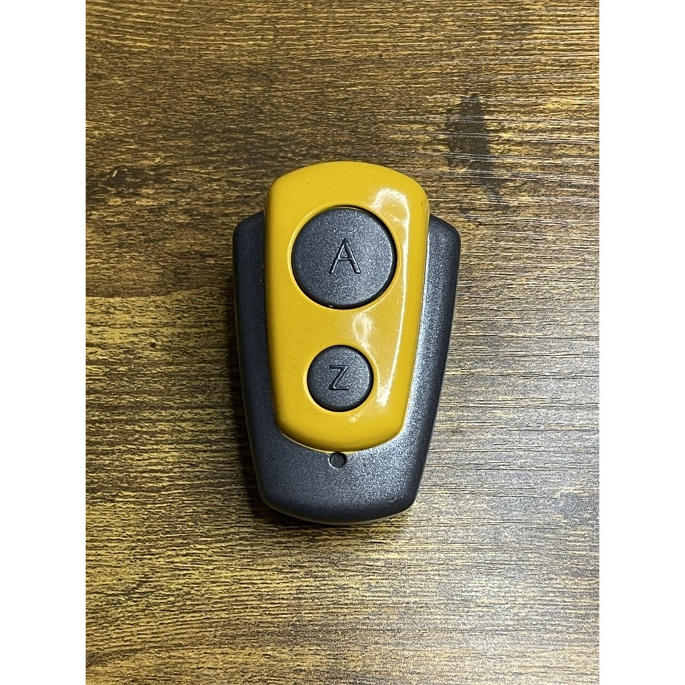 ONE Hasbro 2002 REMOTE POSSIBILITIES Game Buzzer. E.1
